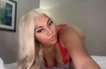 Avaia, 24  female escort, Savannah