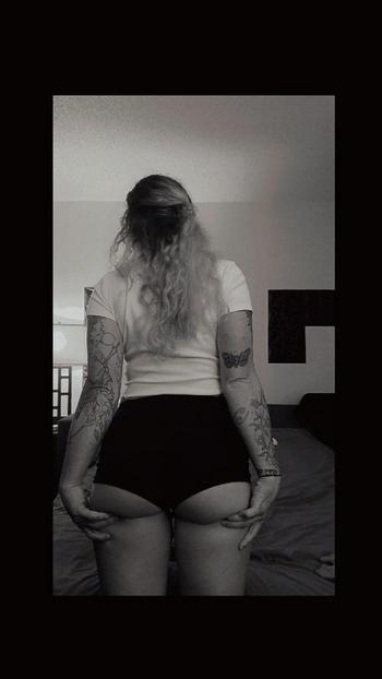Mollie, 29  female escort, Savannah