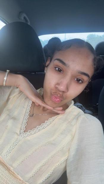 Destiney , 22  female escort, Savannah