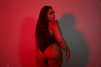 Asia, 24  female escort, Savannah