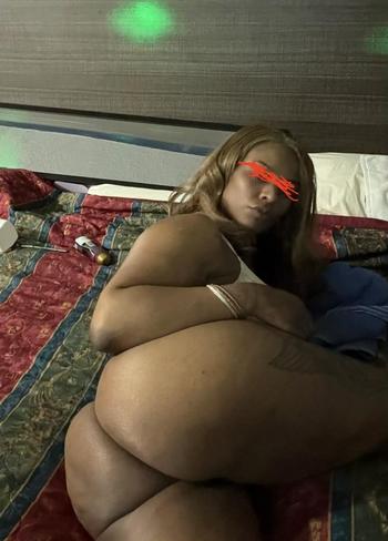Alexis, 30  female escort, Savannah
