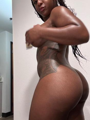 Briana , 30  female escort, Savannah