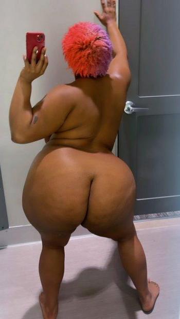 332-302-9502, 26  female escort, Savannah